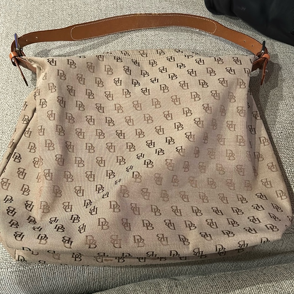 Dooney & Bourke Shoulder Bag